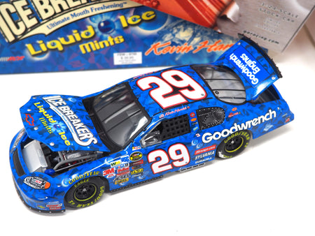 Action Racing Kevin Harvick #29 GM Goodwrench "Liquid Ice" 2004 Monte Carlo 1:24