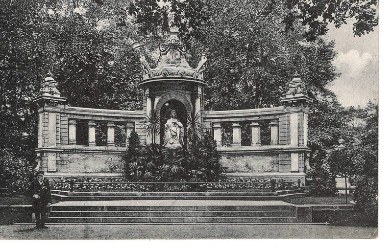 Coblenz Kaiserin Augusta - Denkmal (Coblenz Empress Augusta - Monument) Postcard Unposted