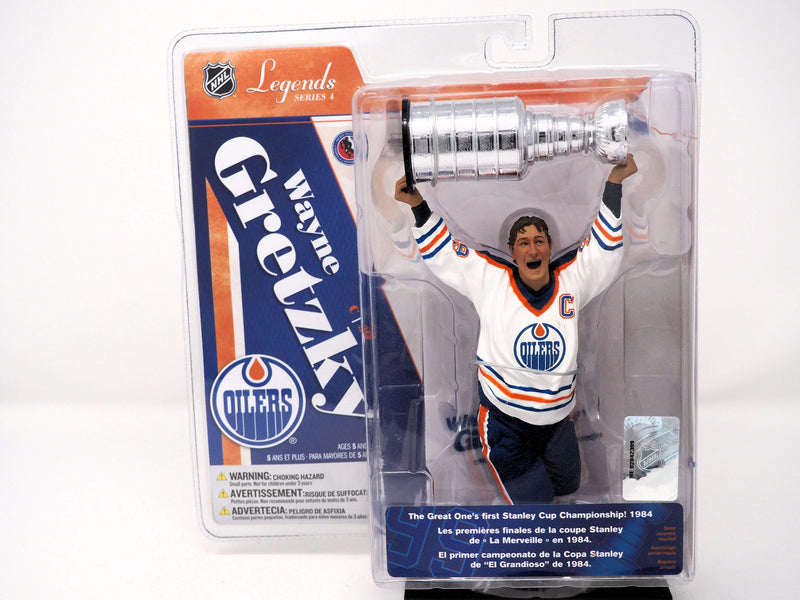 McFarlane Legends Series 4 Wayne Gretzky Edmonton Oilers.  The Great One's First Stanley Cup 1984.